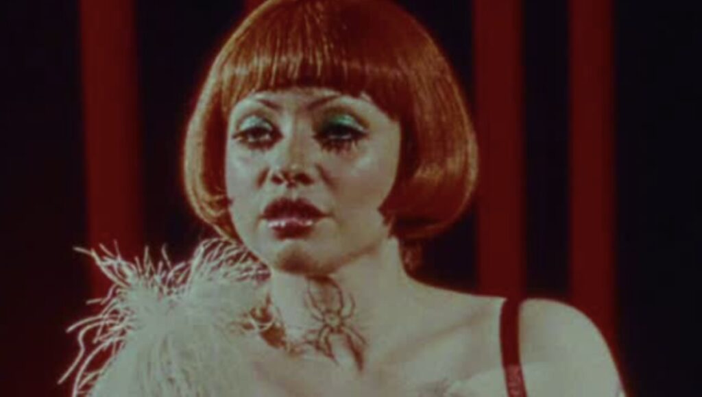 Mon Laferte se integra a Cabaret