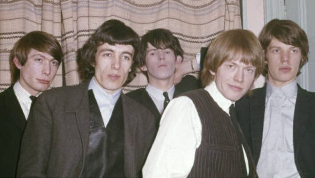 por que los rolling stones se llaman asi