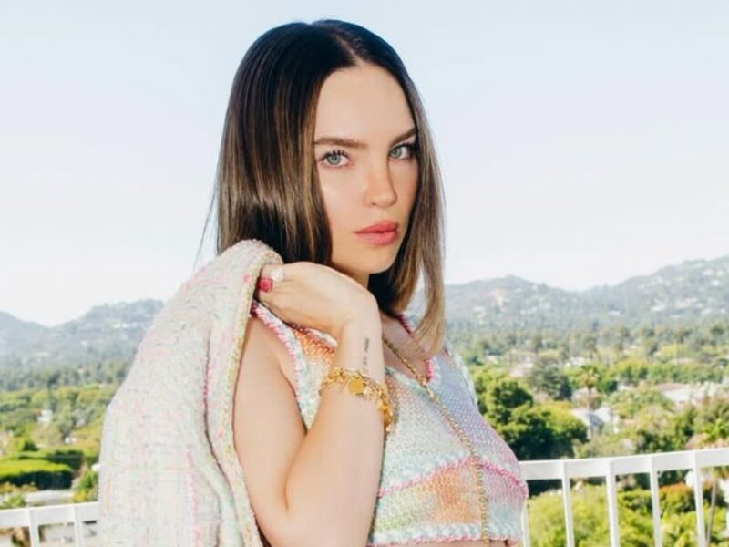 Qué canción de Belinda habla sobre la traición de un amiga