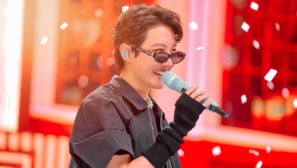 J Hope se presentará en Lollapalooza 2025