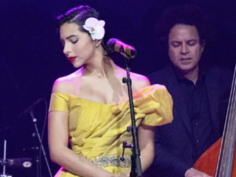 Ángela Aguilar video caída