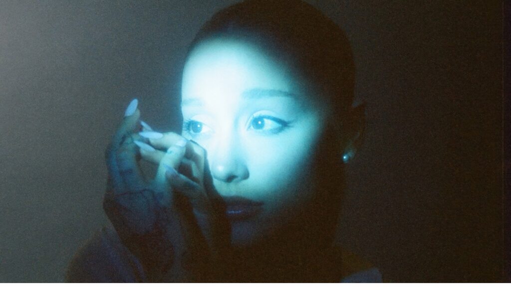 Ariana Grande anuncia nueva gira