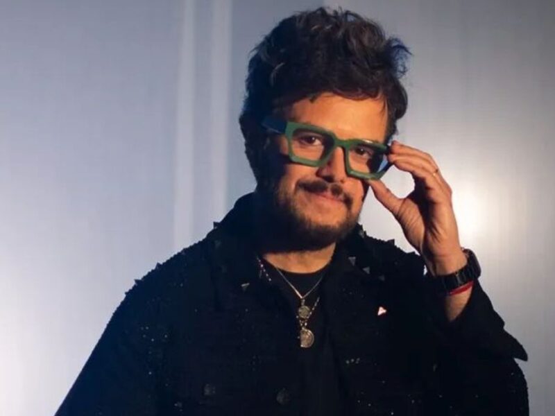 Qué le pasó a Alex Syntek