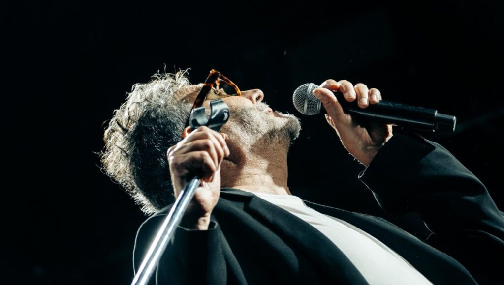 Fito Páez molesto en concierto