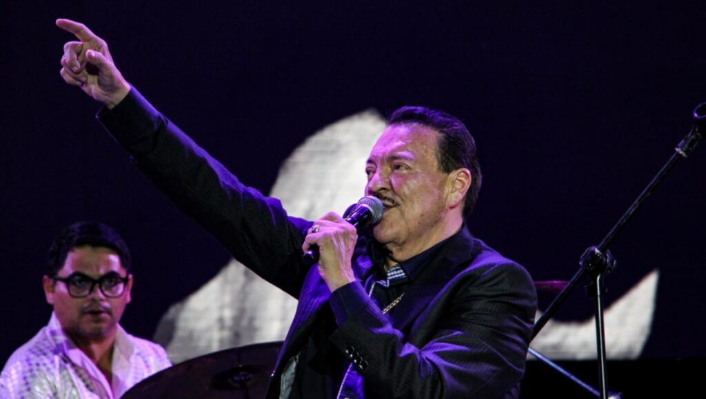 Julio Preciado en concierto en CDMX