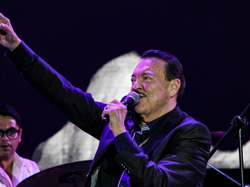 Julio Preciado en concierto en CDMX