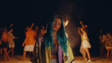 Karol G presenta su nuevo tequila