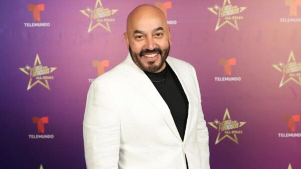 Lupillo Rivera habla sobre las complicaciones que tiene por estar sordo