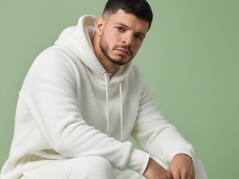 Quién es Tyron Paredes Gamboa?