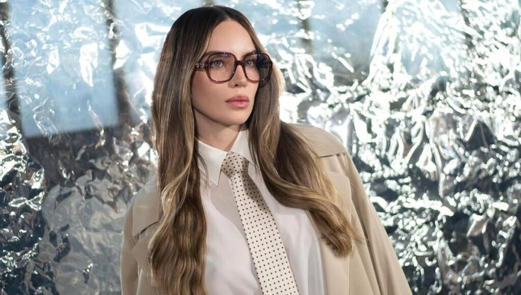 Belinda aparece con importante empresario en la Semana de la Moda de Milán