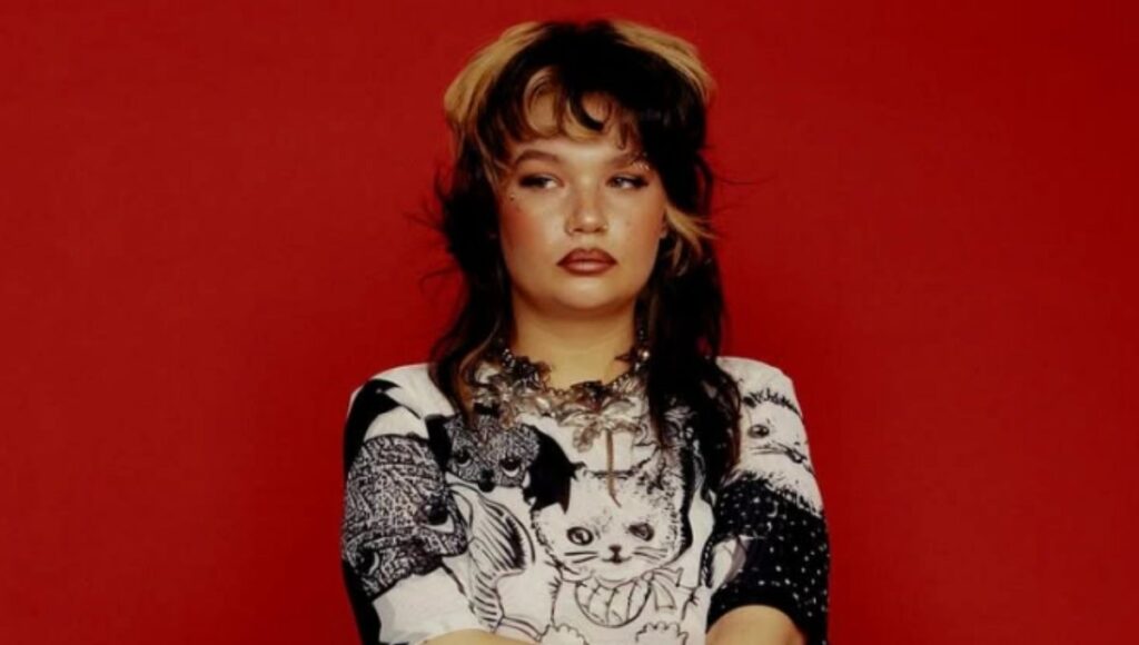 Lola Young cancela sus concierto