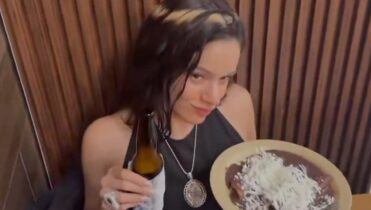 Rosalía visita a sus fans en CDMX