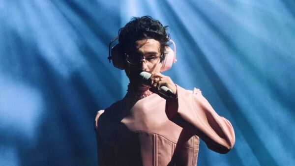 Letra completa de VETIVER Y AMARETTO de Humbe