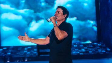 concierto de A qué hora termina el concierto Chayanne en el Palacio de los Deportes