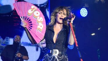 A qué hora inicia el concierto de María José