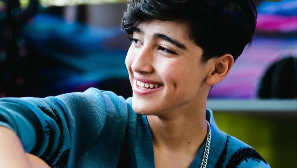 Quién es Kenneth Lavíll de Santos Bravos