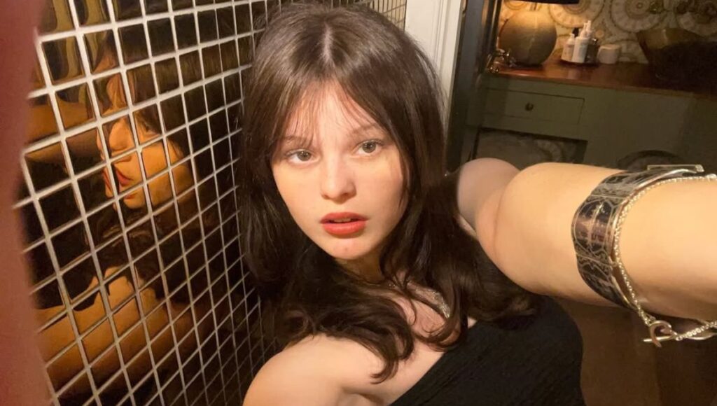 Scarlett White, la hija de Jack White que es modelo