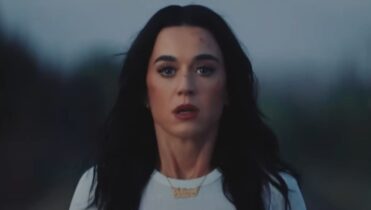 Qué dice la letra de Bandaids de Katy Perry en inglés y español