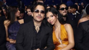 Christian Nodal pelea con Universal Music