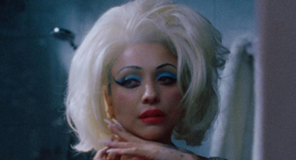 'Otra Noche de Llorar' de Mon Laferte