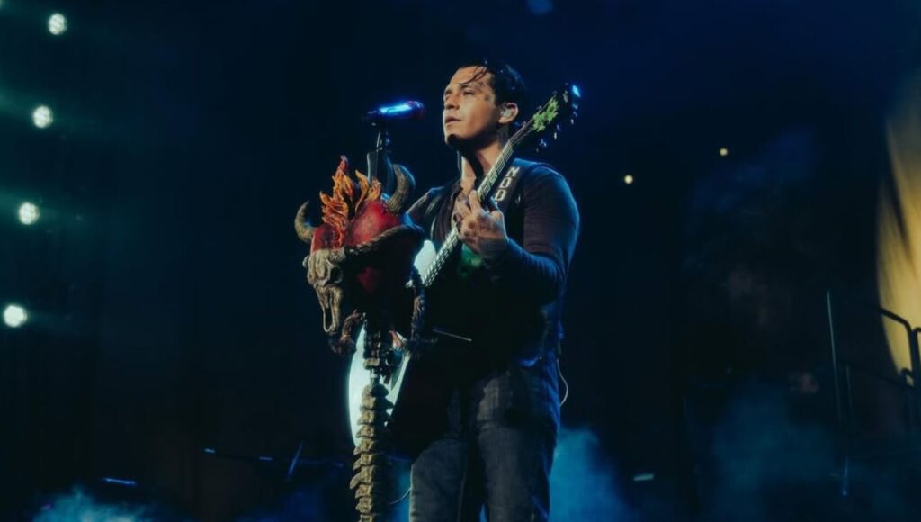 Qué pasó en la audiencia de Nodal y sus padres con Universal Music