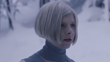 Letra completa de Runaway, canción de Aurora