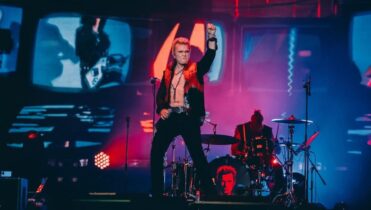 a qué hora termina el concierto de Billy Idol en CDMX
