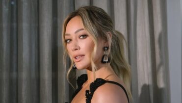 Qué dice la letra de Mature de Hilary Duff