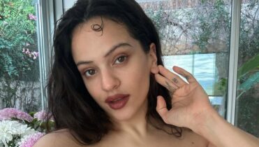 Qué dice Divinize, la canción de Rosalía