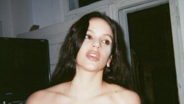 Letra completa de Reliquia de Reliquia