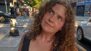 Qué dice la letra de The Hand, canción de Annabelle Dinda