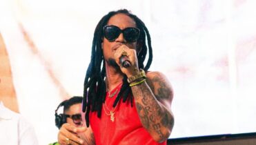 Quién canta la canción de "Tu Pai"