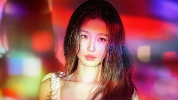 Letra y traducción de Crossing the Line de Esther Yu de Speed and Love