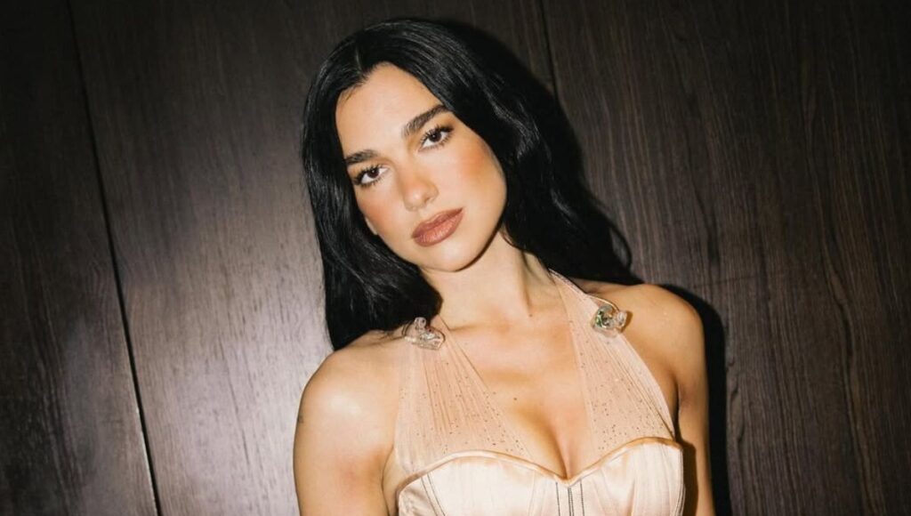 Qué dice End of an era de Dua Lipa en inglés y español