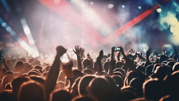 Pueden cancelar un concierto si está lloviendo