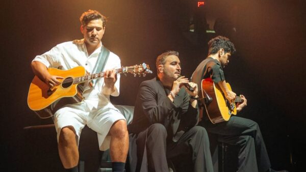 Letra de El Observador de Reik y video de la canción