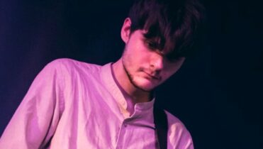 Qué le pasó a Matt Kwasniewski-Kelvin