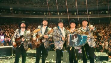 A qué hora termina el concierto Duelo de Acordeones