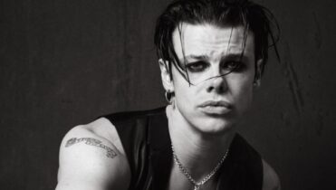 Letra I need you de Yungblud