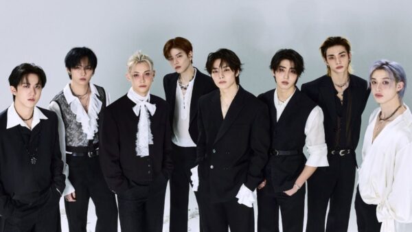 Letra de Mountains de Stray Kids en coreano y español