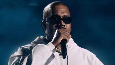 BULLY de Kanye West, letra completa en inglés y español