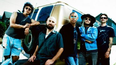 Canciones de Inner Wave en See You When I Get Back