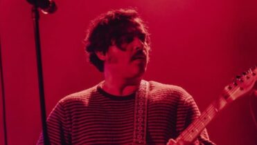 'Vida en el Espectro' de Enjambre