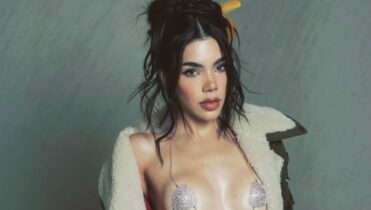 Letra de la canción Breaking News de Kenia Os