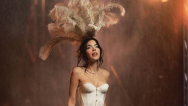 Letra de la canción Problemática de Kenia Os