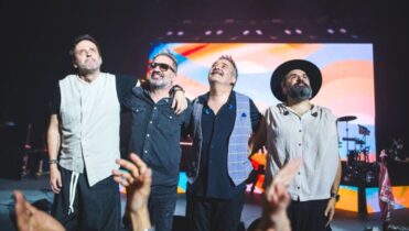 Precio de boletos de Love of Lesbian