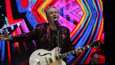 A qué hora termina el concierto de Miguel Mateos en el Auditorio Nacional