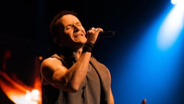 A qué hora termina el concierto de Fonseca en CDMX