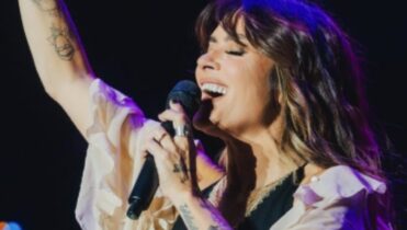 Kany García en concierto HOY 17 de abril