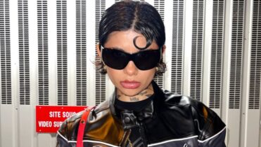 Dagna Mata modelo de video de Christian Nodal